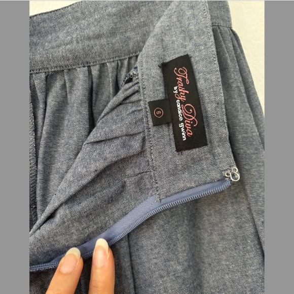 Size 6 Trashy Diva Chambray Skirt - Picture 4 of 4